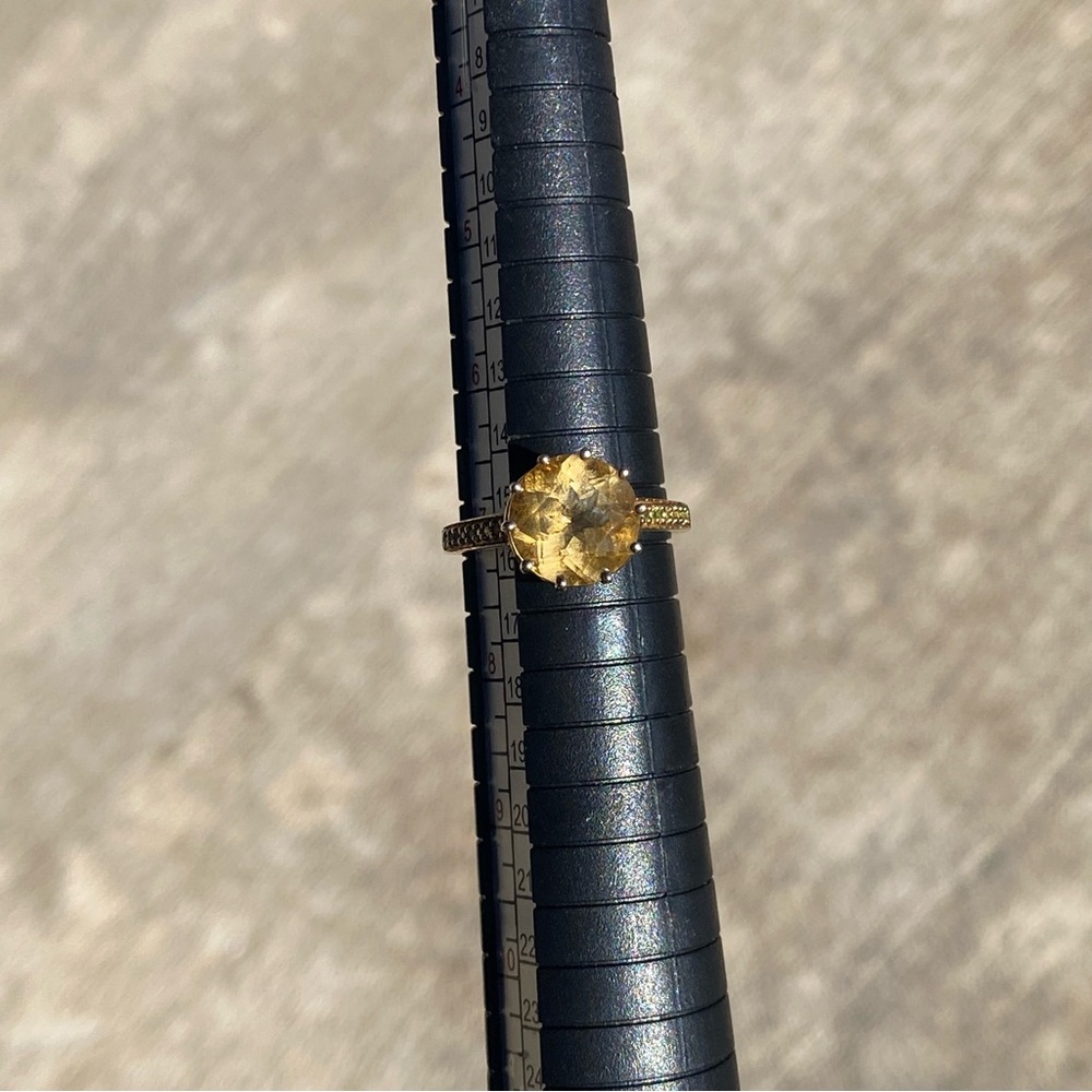 10K Yellow Gold Citrine Ring - Picture 9 of 12